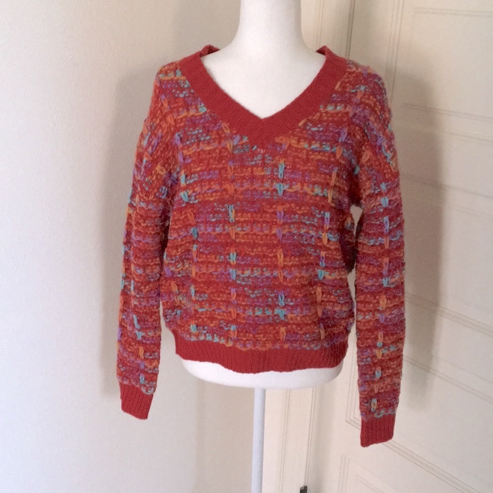 New, Absolutely Creative Worldwide Sweater (M)